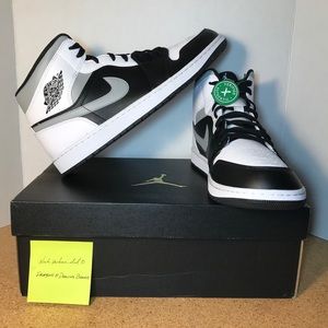 Jordan 1 Mid “Whit Shadow”